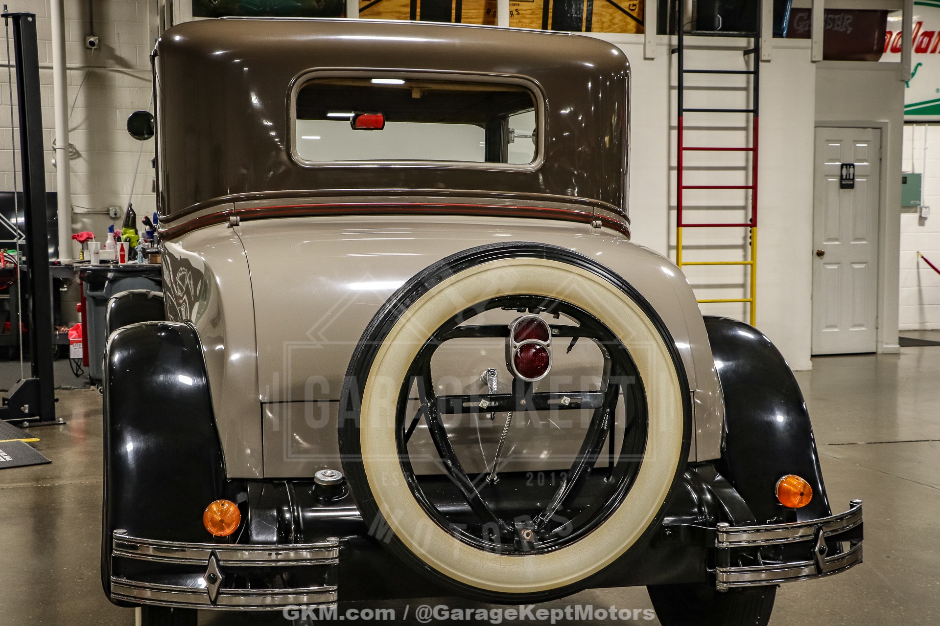 Chevrolet-Coupe-1929-BeigeTan-BeigeTan-42