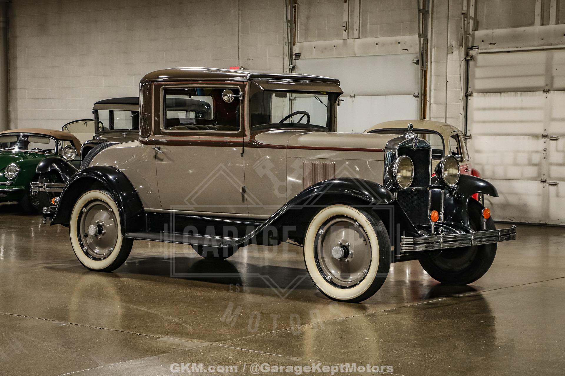 Chevrolet-Coupe-1929-BeigeTan-BeigeTan-43