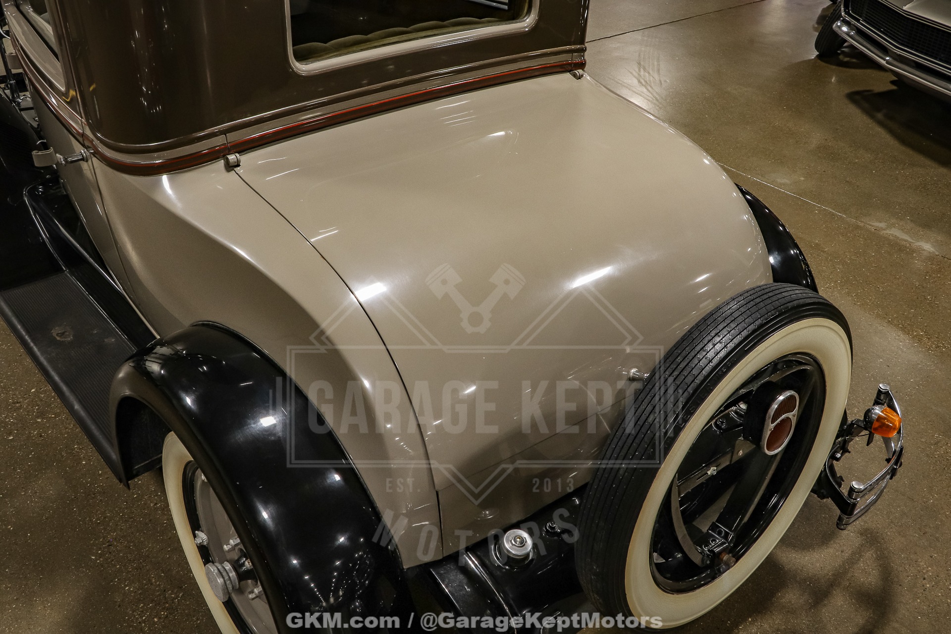 Chevrolet-Coupe-1929-BeigeTan-BeigeTan-48