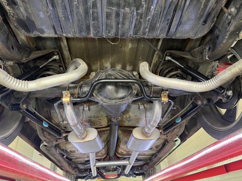 Chevrolet-El-camino-1964-Red-Tan-16