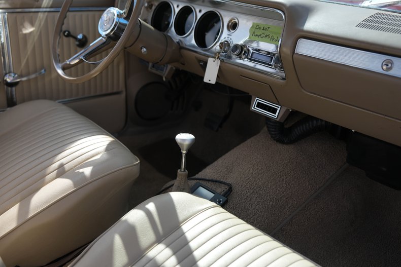 Chevrolet-El-camino-1964-Red-Tan-6