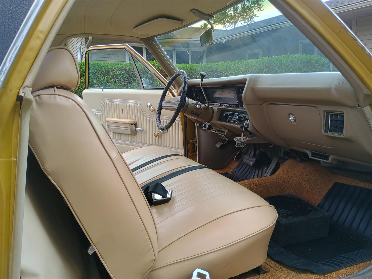 Chevrolet-El-camino-1971-Gold-Tan-Gold-Carpet-13