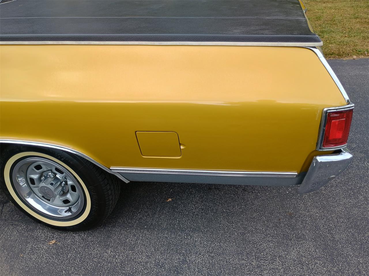 Chevrolet-El-camino-1971-Gold-Tan-Gold-Carpet-6