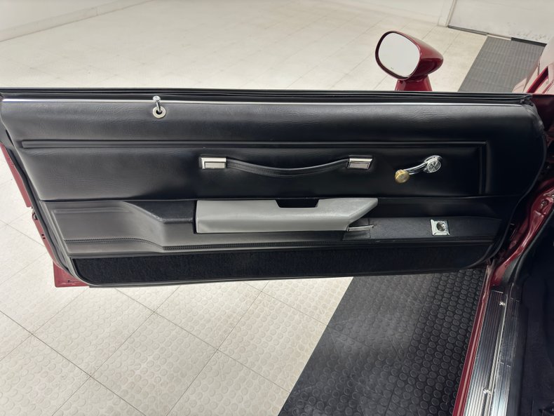 Chevrolet-El-camino-1982-Dark-Red-Metallic-Black-32