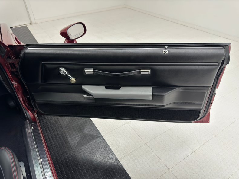 Chevrolet-El-camino-1982-Dark-Red-Metallic-Black-33