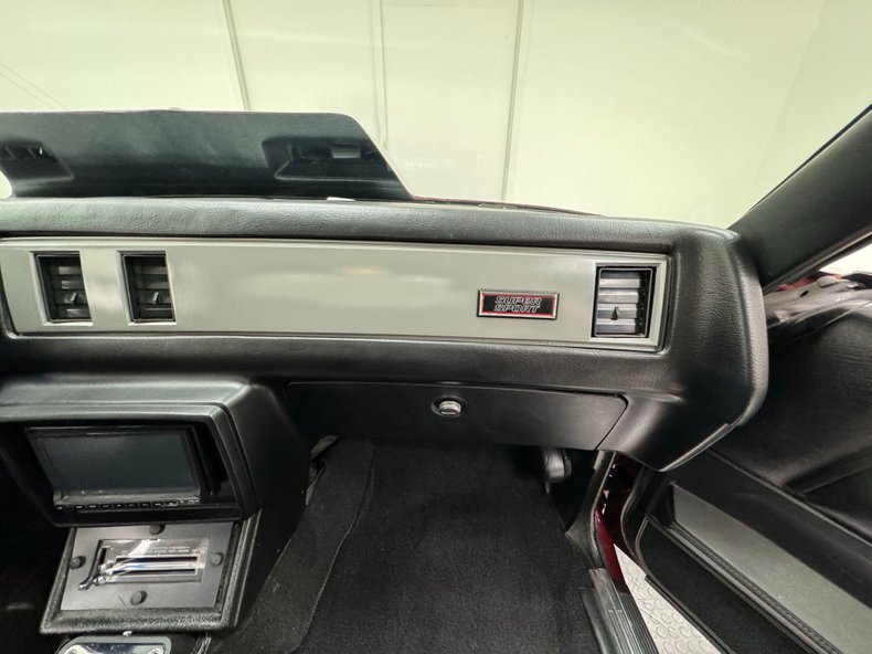 Chevrolet-El-camino-1982-Dark-Red-Metallic-Black-43