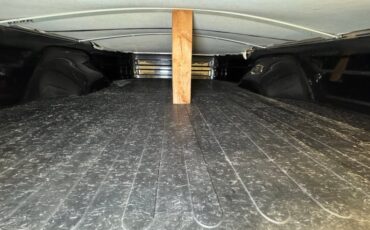 Chevrolet-El-camino-1985-Black-Burgundy-10