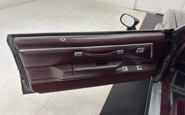 Chevrolet-El-camino-1985-Black-Burgundy-12