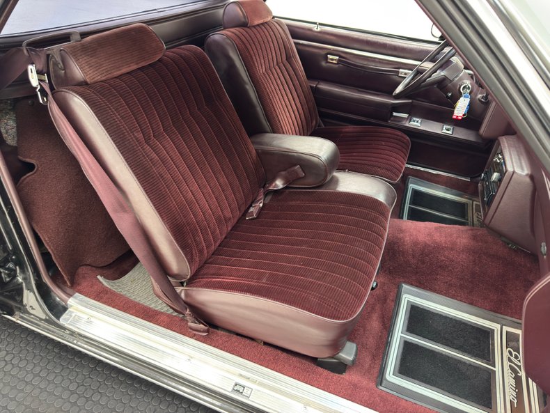 Chevrolet-El-camino-1985-Black-Burgundy-18