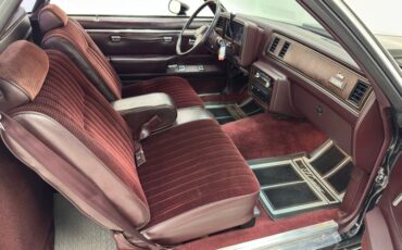 Chevrolet-El-camino-1985-Black-Burgundy-19