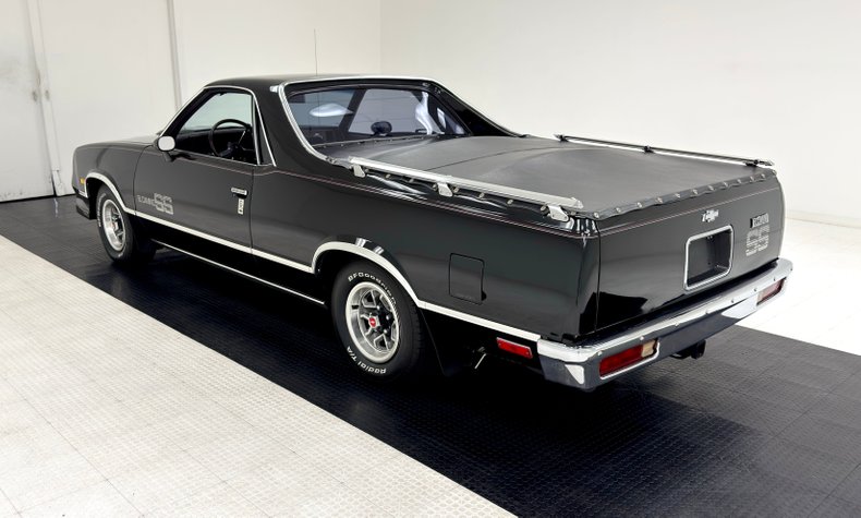 Chevrolet-El-camino-1985-Black-Burgundy-2