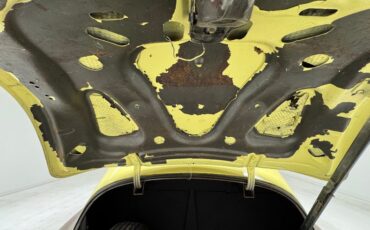 Chevrolet-Fleetline-1947-Pale-Yellow-Tan-12