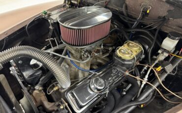 Chevrolet-Fleetline-1947-Pale-Yellow-Tan-21