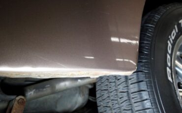 Chevrolet-Fleetline-1947-Pale-Yellow-Tan-23