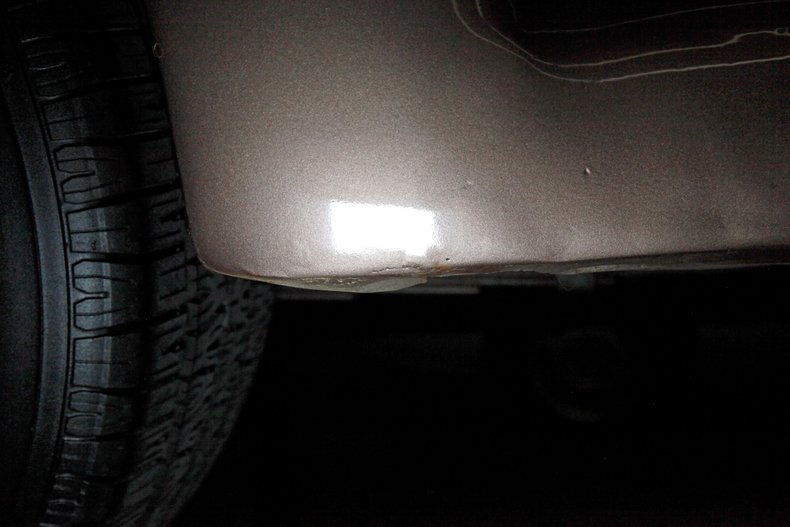 Chevrolet-Fleetline-1947-Pale-Yellow-Tan-25