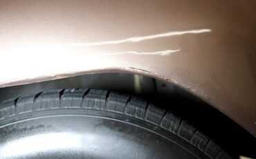 Chevrolet-Fleetline-1947-Pale-Yellow-Tan-28