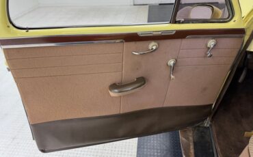 Chevrolet-Fleetline-1947-Pale-Yellow-Tan-49