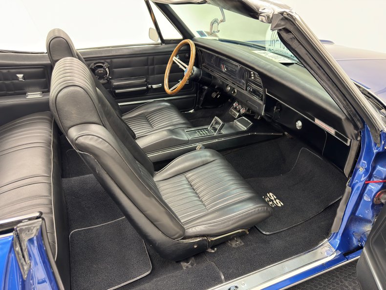 Chevrolet-Impala-1968-Medium-Blue-Metallic-Black-12