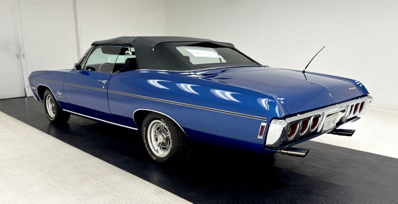 Chevrolet-Impala-1968-Medium-Blue-Metallic-Black-19
