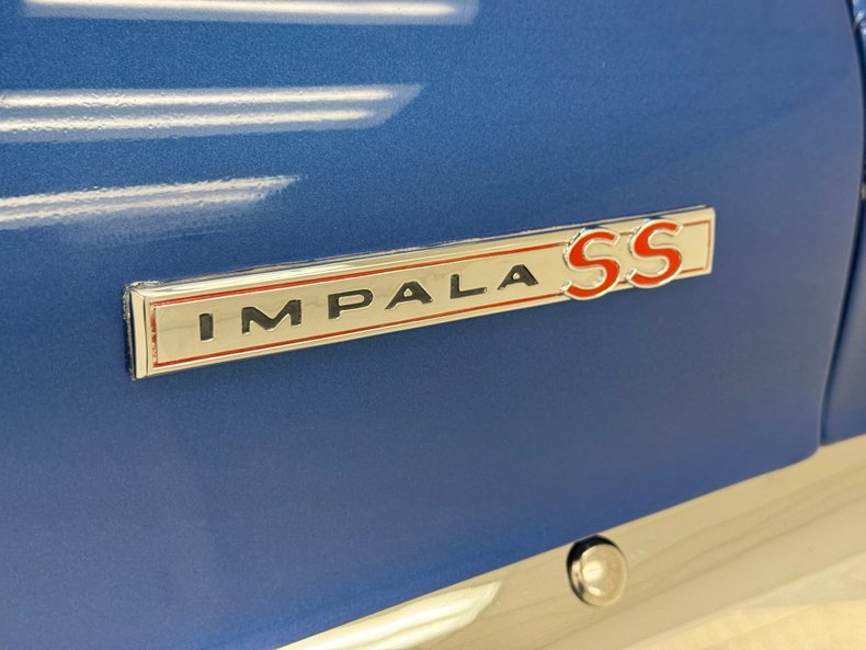 Chevrolet-Impala-1968-Medium-Blue-Metallic-Black-31