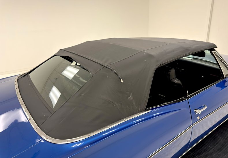 Chevrolet-Impala-1968-Medium-Blue-Metallic-Black-33