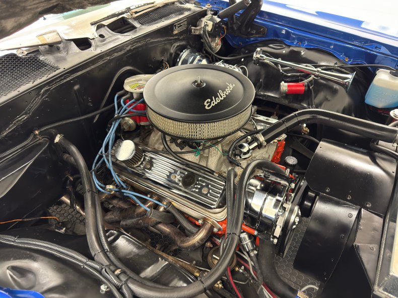 Chevrolet-Impala-1968-Medium-Blue-Metallic-Black-80