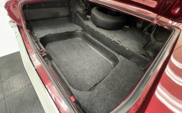 Chevrolet-Impala-ss-1964-Maroon-Metallic-Black-30