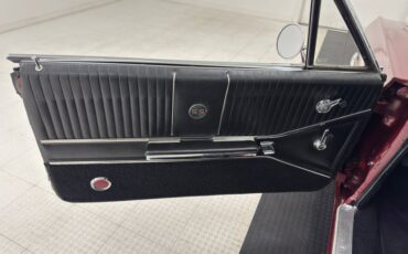 Chevrolet-Impala-ss-1964-Maroon-Metallic-Black-31