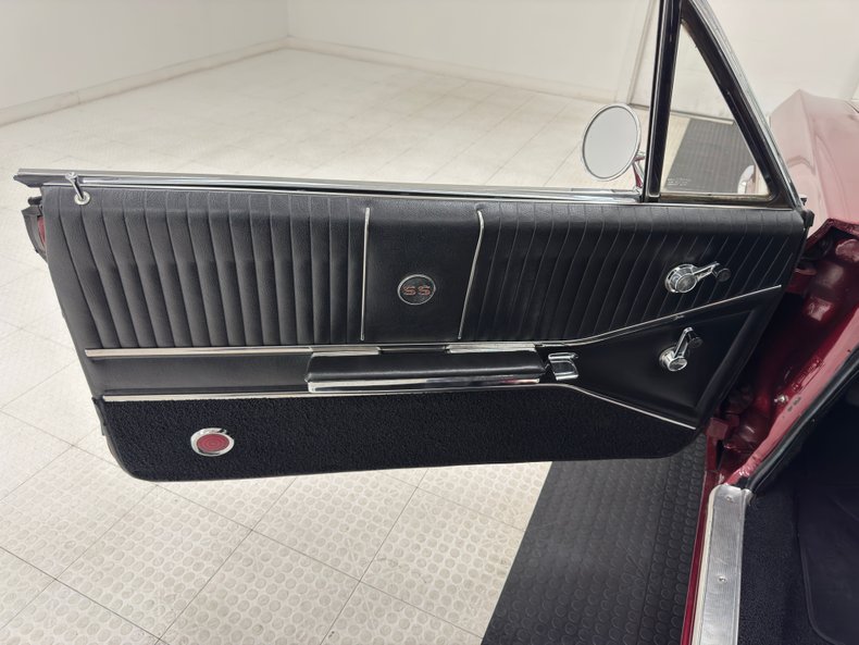 Chevrolet-Impala-ss-1964-Maroon-Metallic-Black-31