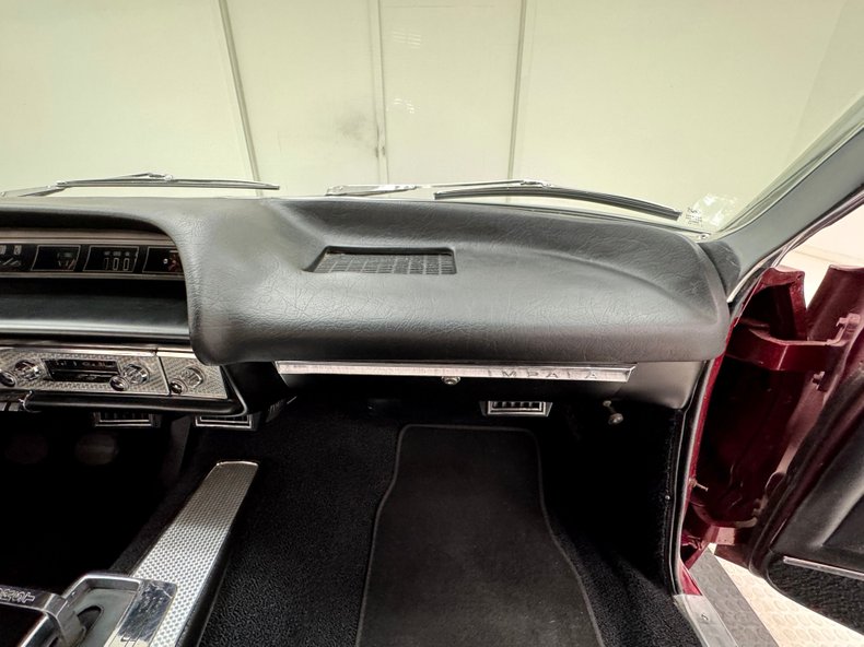 Chevrolet-Impala-ss-1964-Maroon-Metallic-Black-38