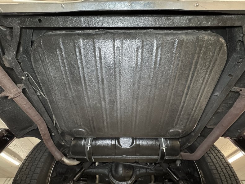 Chevrolet-Impala-ss-1964-Maroon-Metallic-Black-44