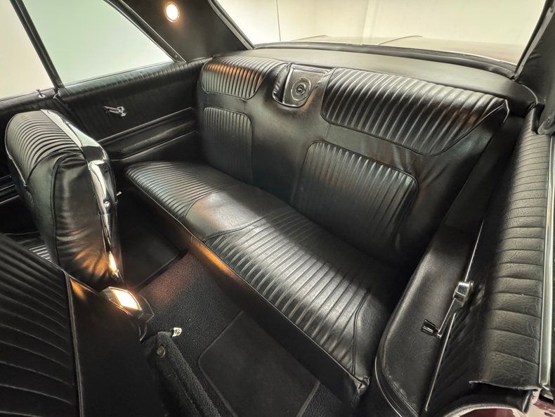 Chevrolet-Impala-ss-1964-Maroon-Metallic-Black-49