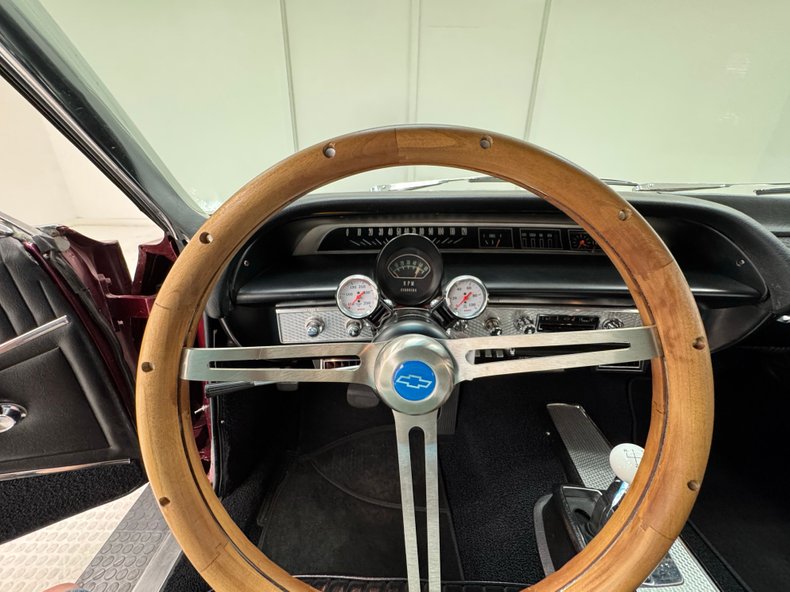 Chevrolet-Impala-ss-1964-Maroon-Metallic-Black-6