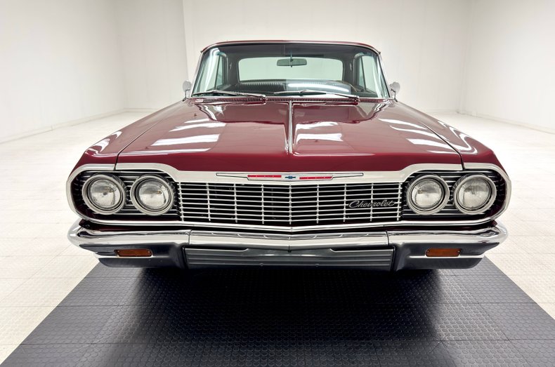 Chevrolet-Impala-ss-1964-Maroon-Metallic-Black-9