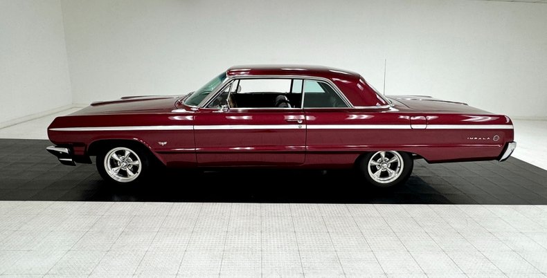 Chevrolet-Impala-ss-1964-Maroon-Metallic-Black