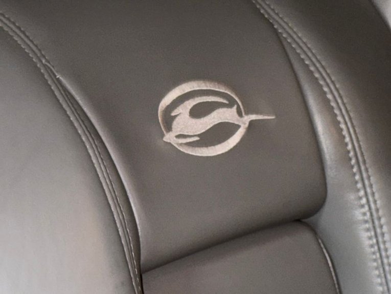 Chevrolet-Impala-ss-1995-Black-Gray-22