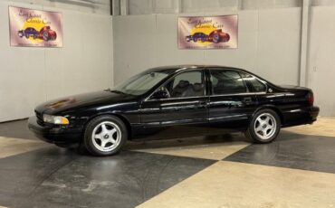 Chevrolet-Impala-ss-1995-Black-Gray-23