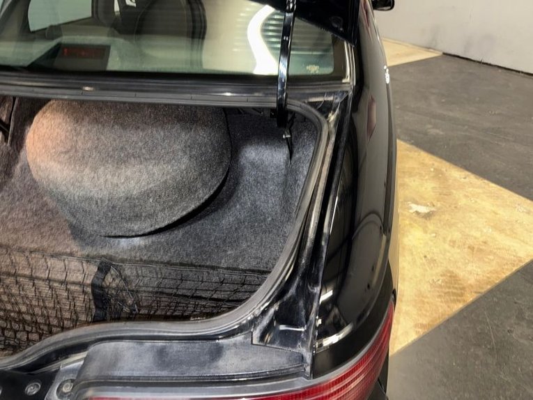 Chevrolet-Impala-ss-1995-Black-Gray-9