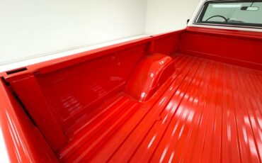 Chevrolet-K10-1970-Hugger-Orange-Black-2