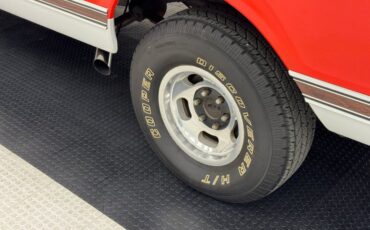 Chevrolet-K10-1970-Hugger-Orange-Black-31