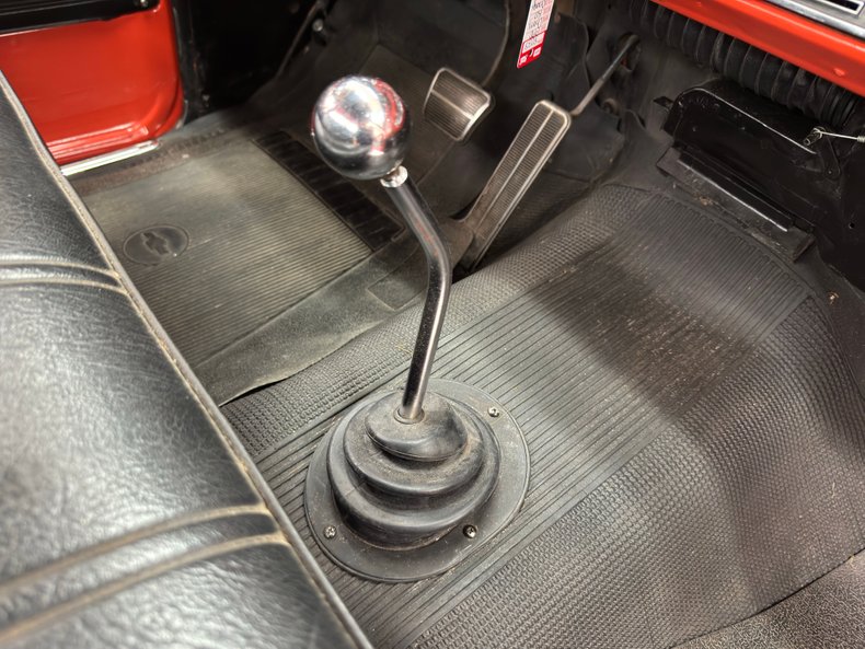 Chevrolet-K10-1970-Hugger-Orange-Black-9