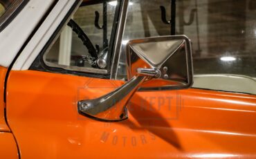 Chevrolet-K10-1972-Tangier-Orange-amp-Fro-Black-amp-White-Hounds-11
