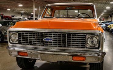 Chevrolet-K10-1972-Tangier-Orange-amp-Fro-Black-amp-White-Hounds-27