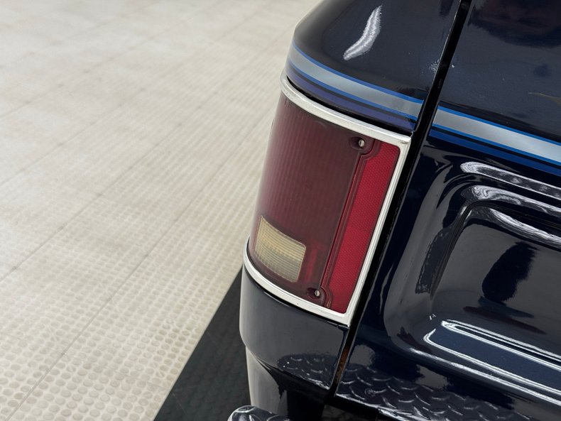 Chevrolet-K10-1979-Dark-Blue-Metallic-Blue-8
