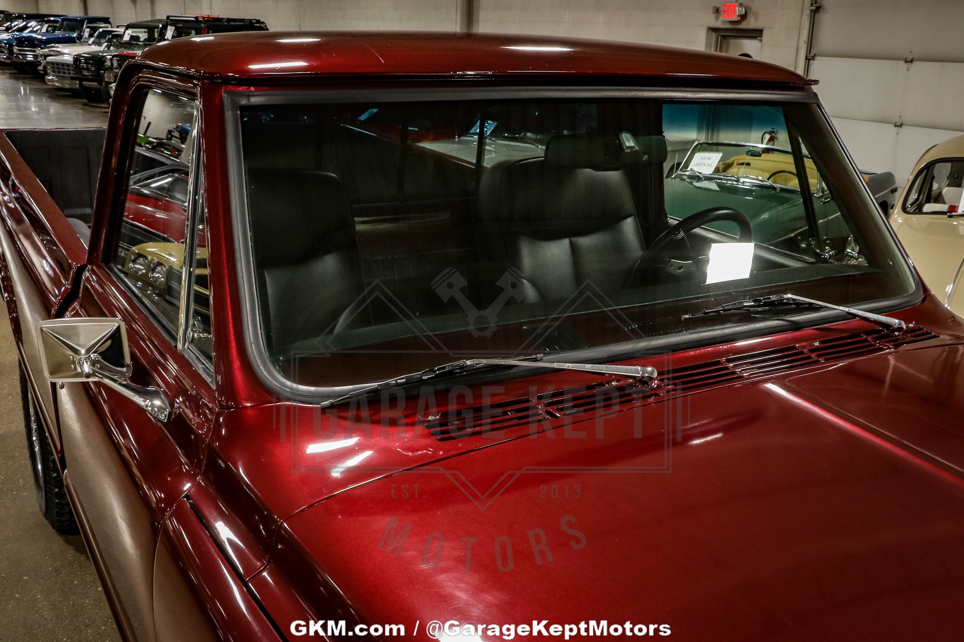 Chevrolet-K20-1972-BurgundyMaroon-Black-18