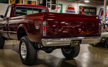 Chevrolet-K20-1972-BurgundyMaroon-Black-2