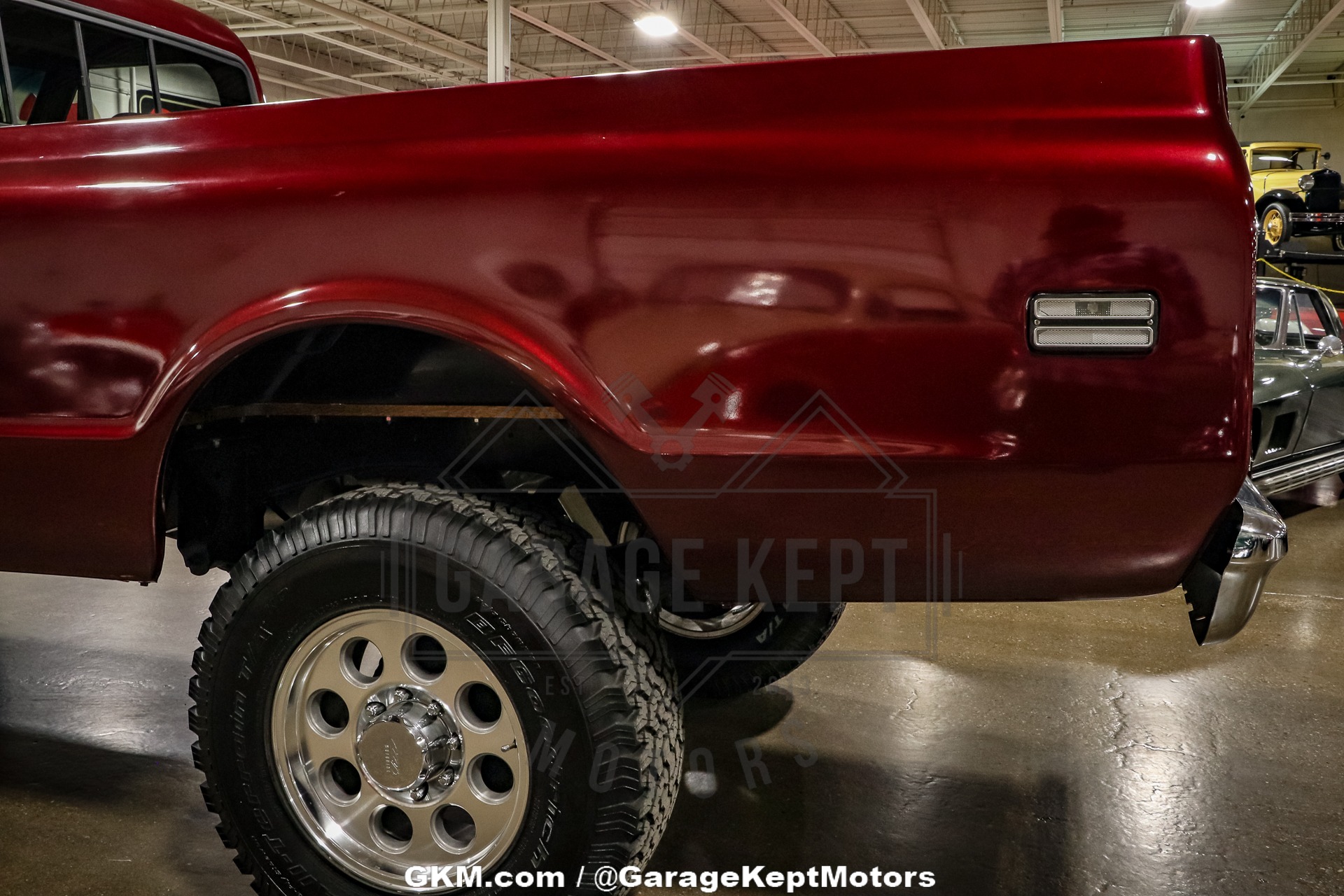 Chevrolet-K20-1972-BurgundyMaroon-Black-35