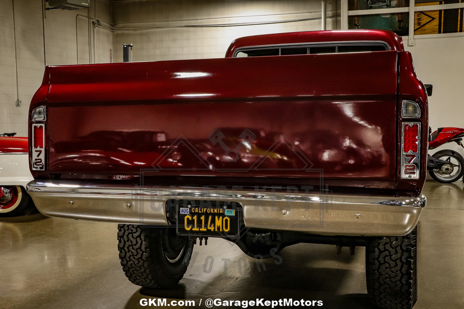 Chevrolet-K20-1972-BurgundyMaroon-Black-37