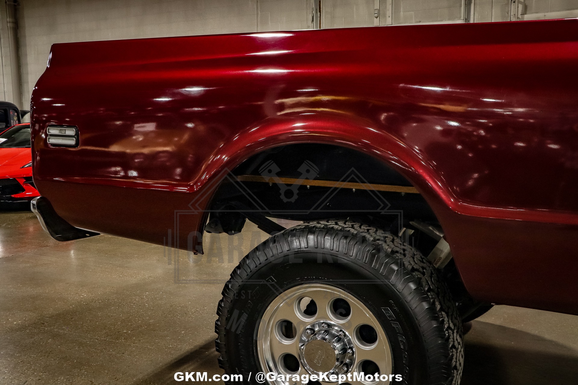 Chevrolet-K20-1972-BurgundyMaroon-Black-44