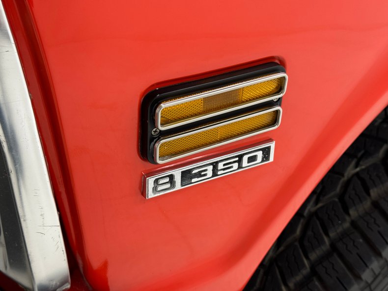 Chevrolet-K5-1972-Hugger-Orange-Black-12